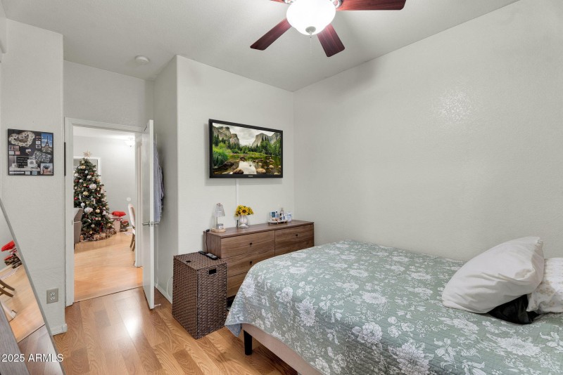 21-web-or-mls-13122 W Calavar Rd-21