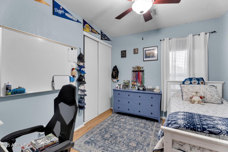 23-web-or-mls-13122 W Calavar Rd-22