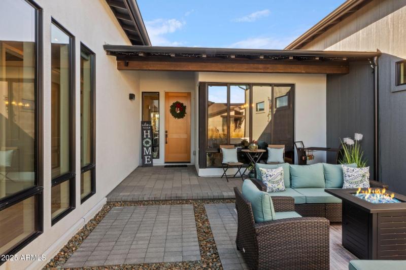 mls_015-Front Exterior