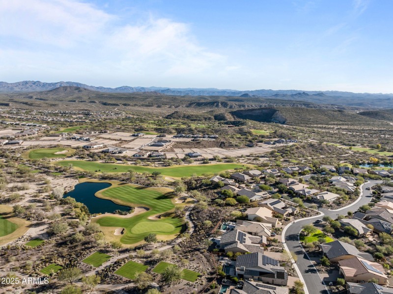 10-web-or-mls-DJI_20251201094740_0025_D