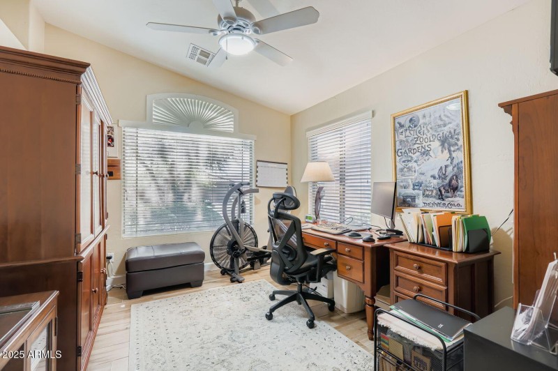 3rd Bedroom or officee