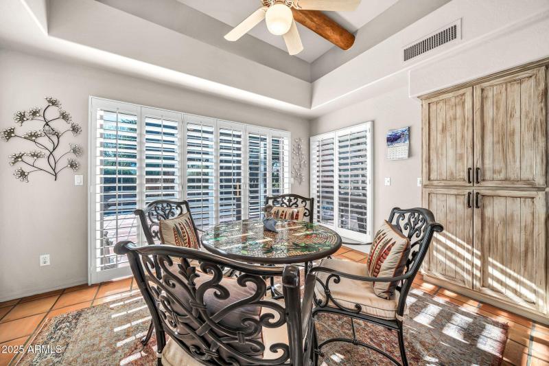 Light and bright kitchen