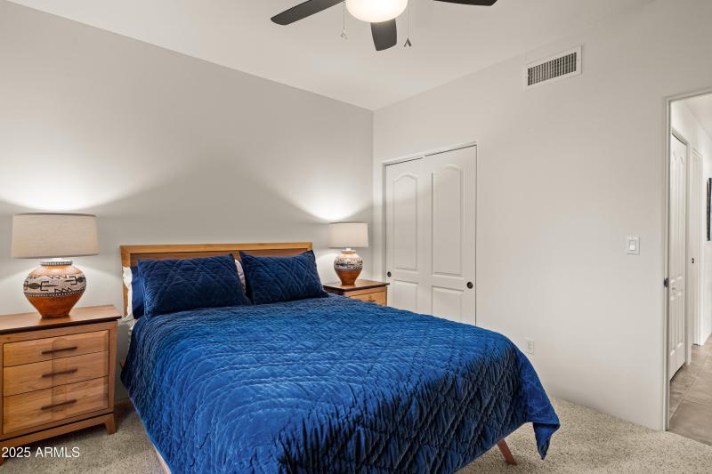 JL_520JordanRd-Unit2-interiors-Bedrooms-