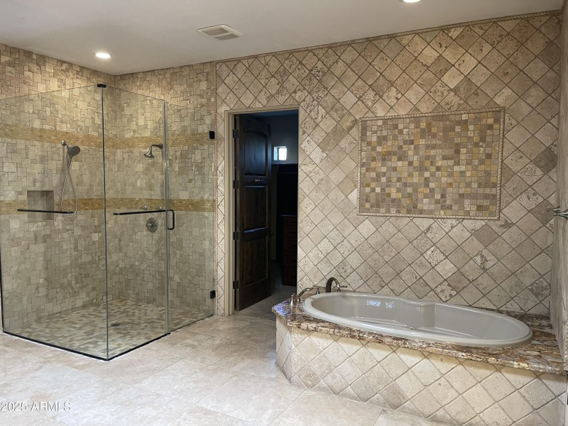 18 master bath shower tub