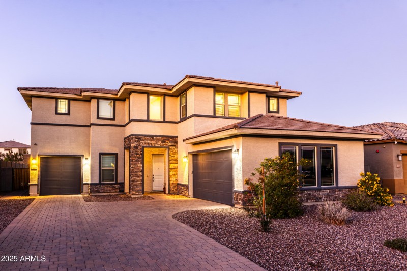 13142WBrookhartWayPeoriaAZ_20251202-006