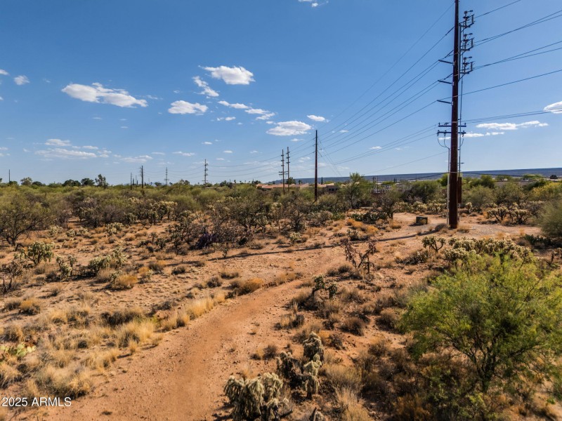 27-web-or-mls-Belltower Dr-27