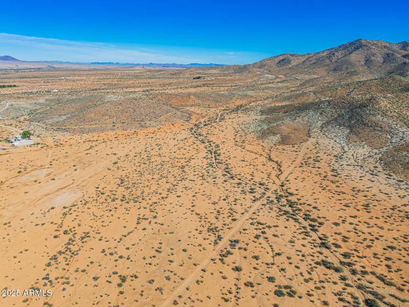 022 - 2909 E. Country Club Drive - Drone