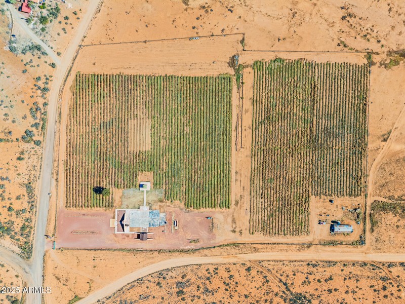 009 - 2909 E. Country Club Drive - Drone