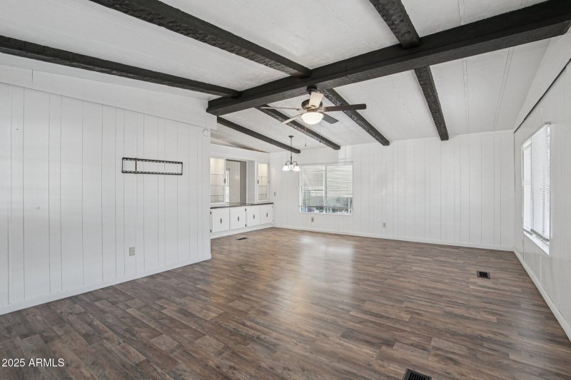 7-web-or-mls-E Broadway Rd-S0412-007