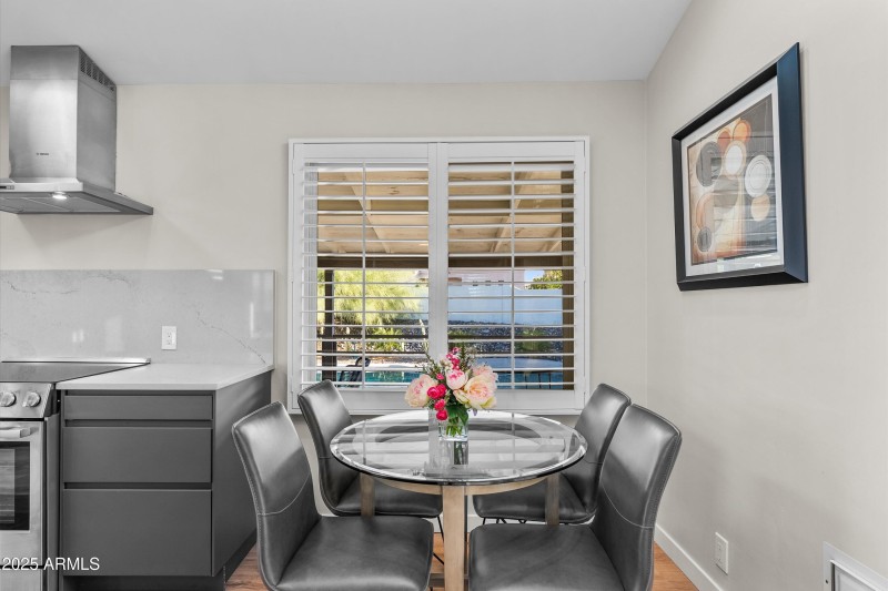 10-20251203-DSC00549