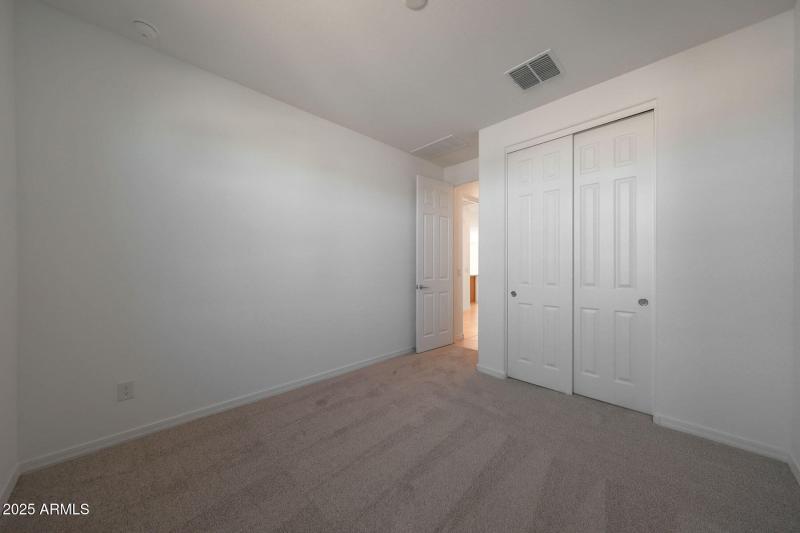 PHX_Empire_Lot 9069_Brandy_23009_bed2