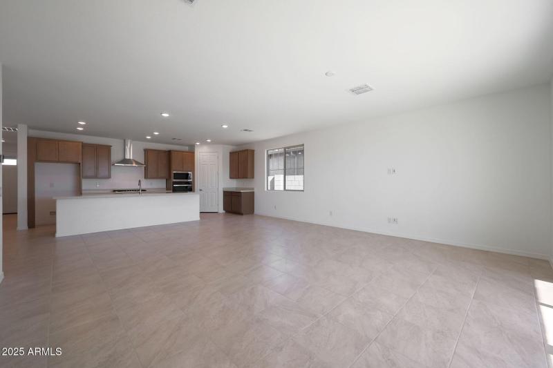 PHX_Empire_Lot 9069_Brandy_23009_Greatro