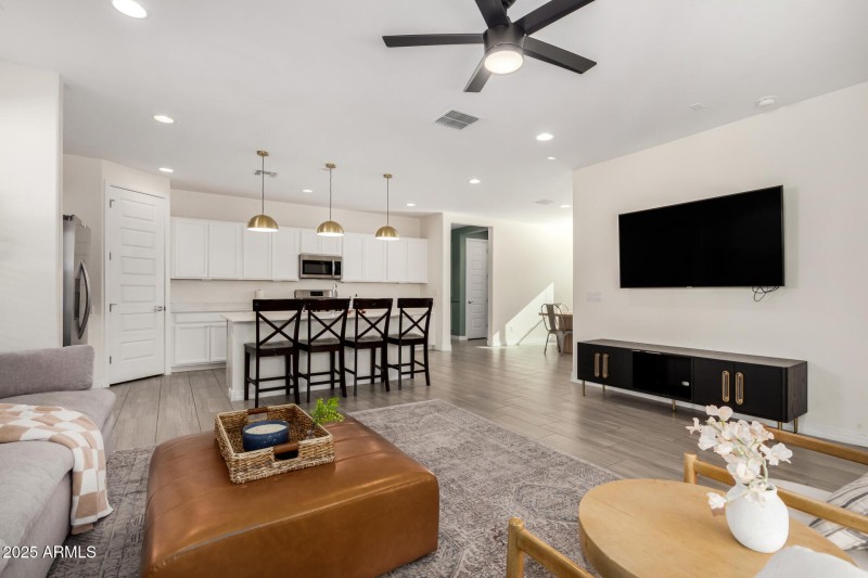 10 - Prospector Point