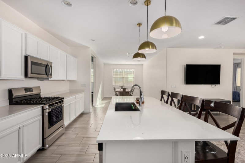 17 - Prospector Point