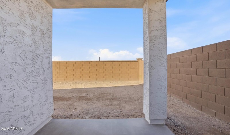 MR Lot #5 Covered Patio (Large)