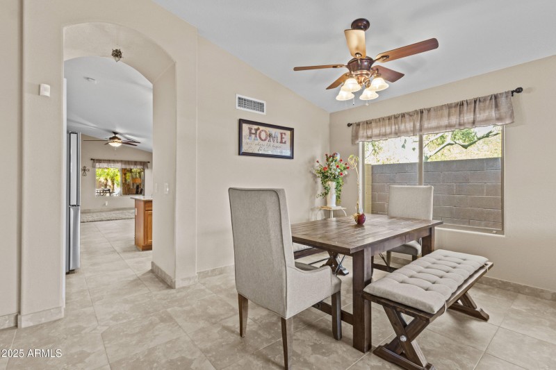 Additional Dining Area