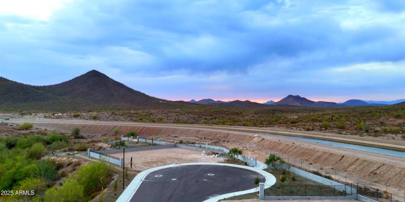 The Buttes at Mystic - Drone Footage