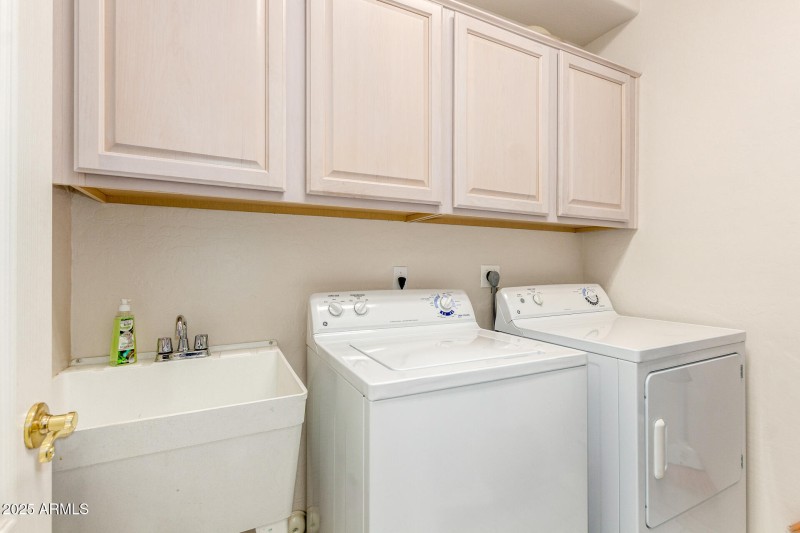 23 Laundry Room