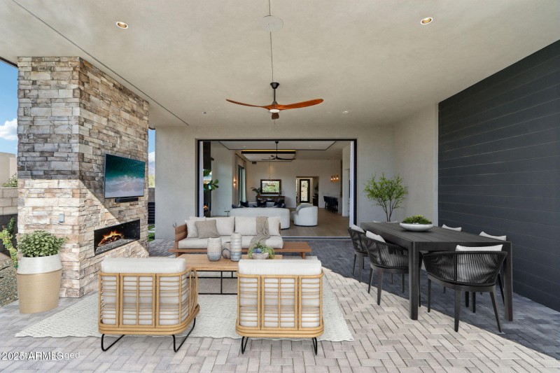 55-web-or-mls-N Cave Creek Rd 1037-S0412