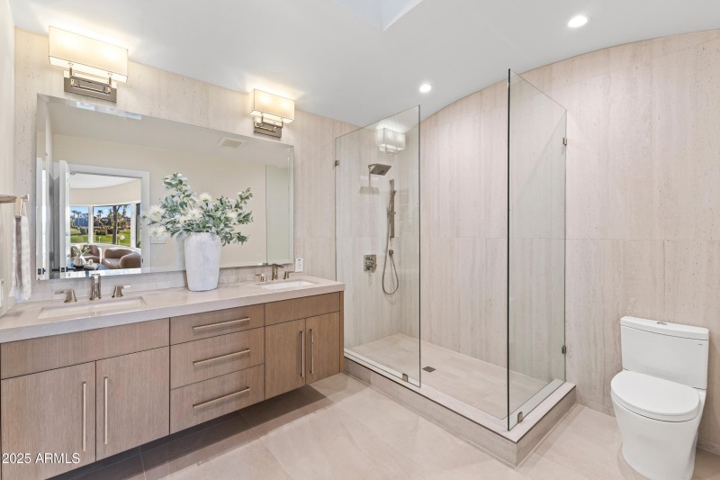 Upstairs Master Bath