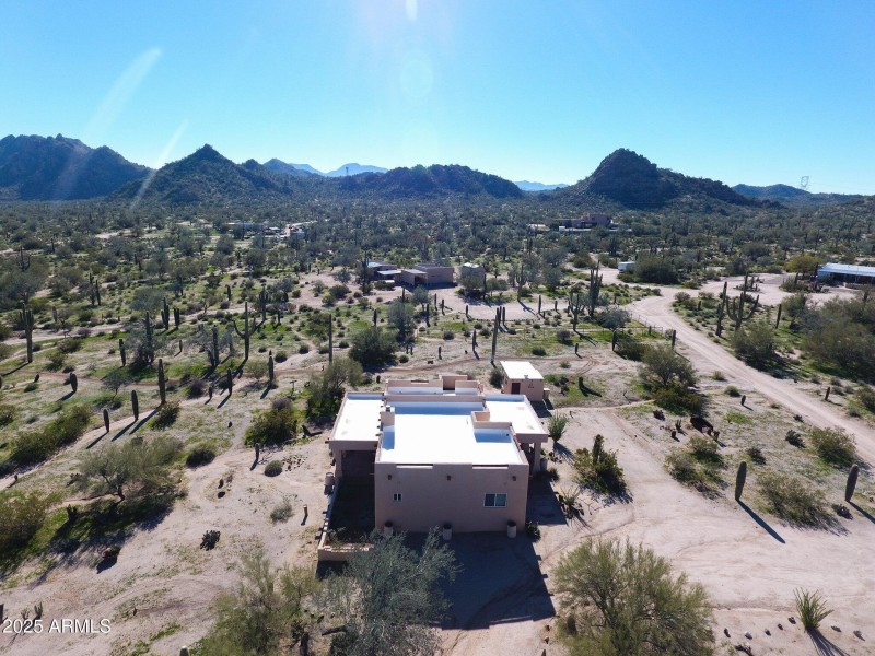 57-web-or-mls-2401-s-coyote-trail