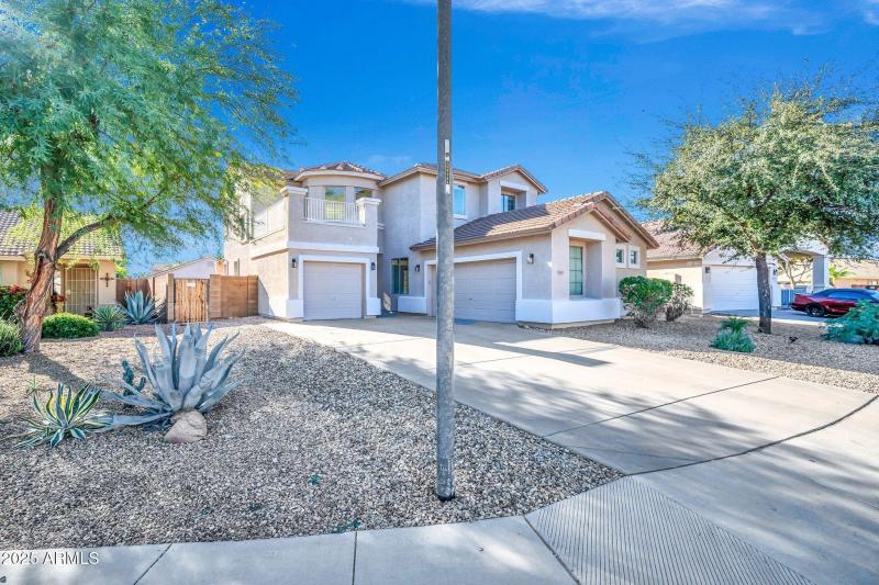 16529 W Saguaro Ln-3