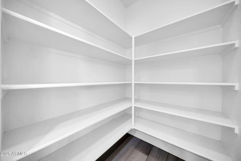 16529 W Saguaro Ln-20