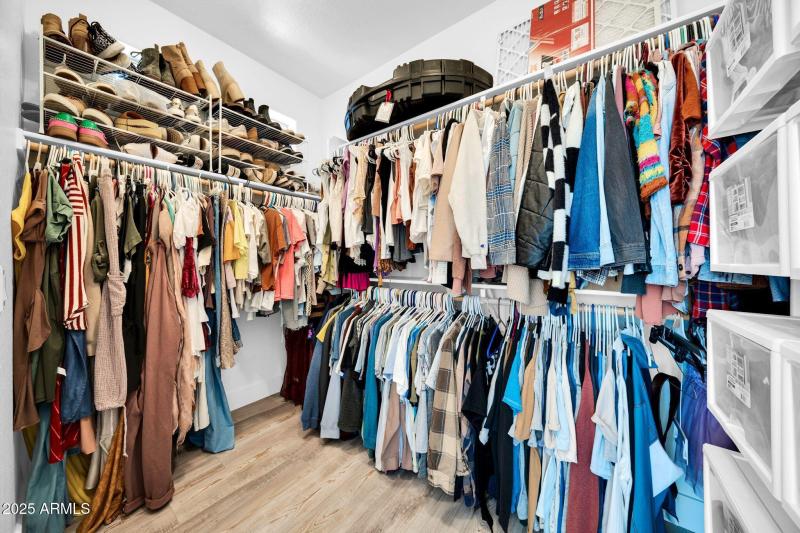 16529 W Saguaro Ln-25