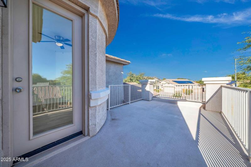 16529 W Saguaro Ln-52