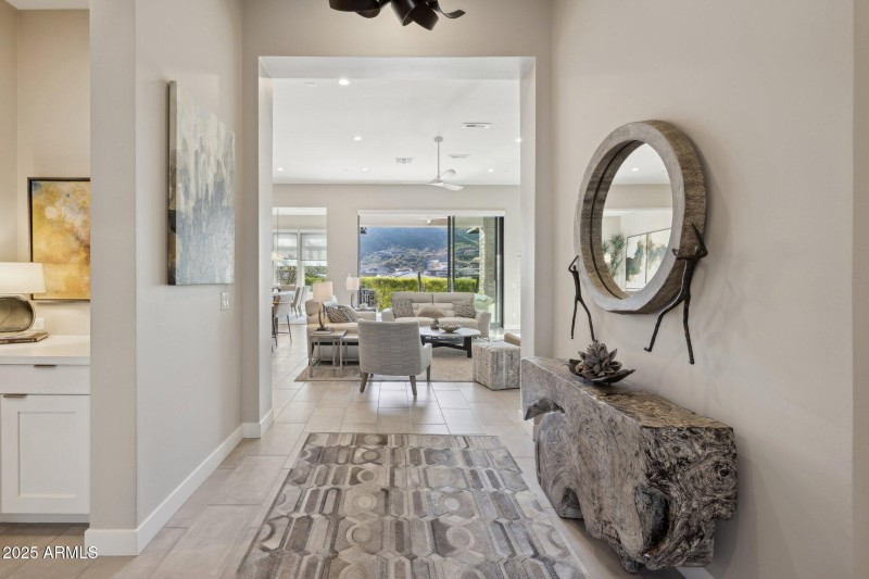 8-web-or-mls-14530-e-adero-canyon-dr