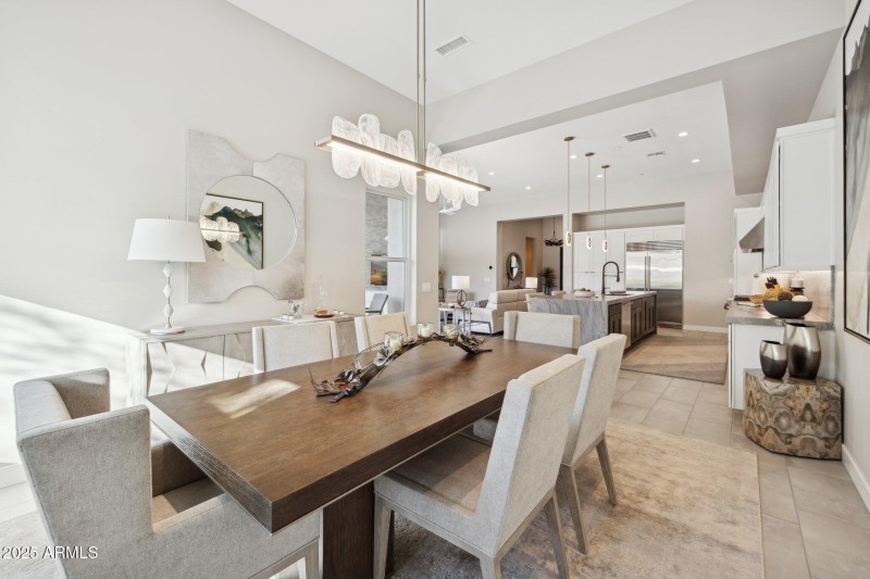 18-web-or-mls-14530-e-adero-canyon-dr