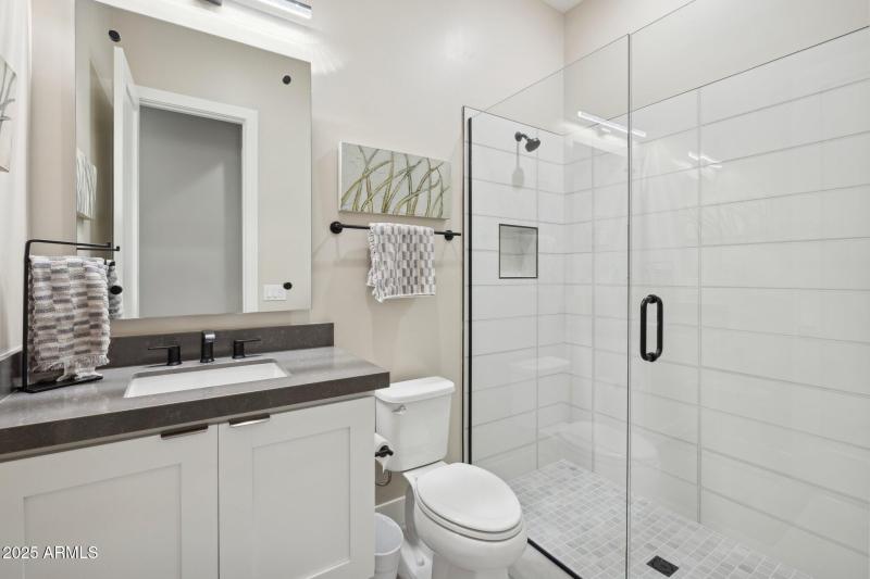 41-web-or-mls-14530-e-adero-canyon-dr