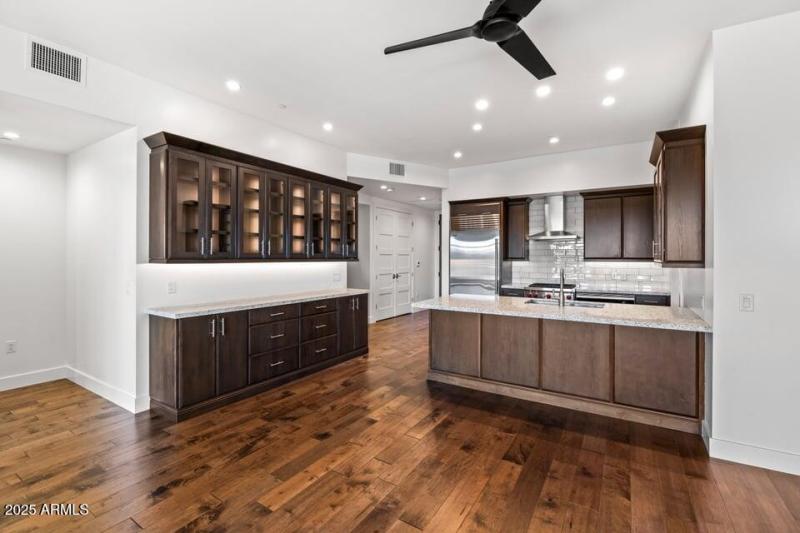 Enclave Unit 2008-19