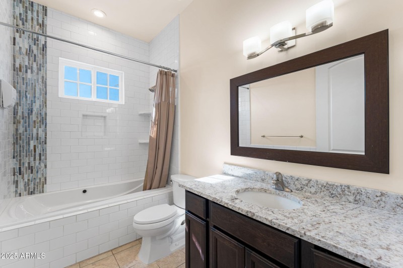 Bathroom (guest house)