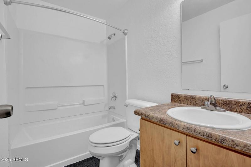 23-custom-2234 W Hazelwood St-23