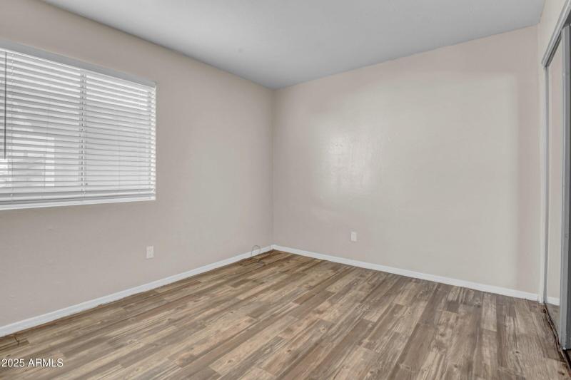 17-custom-1253 W Pierce St-17