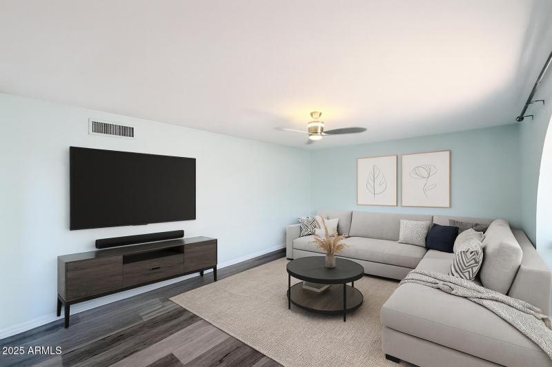 Virtual Staging (Family Room)