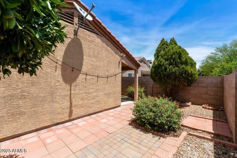 20230519161021121877000000-o-1