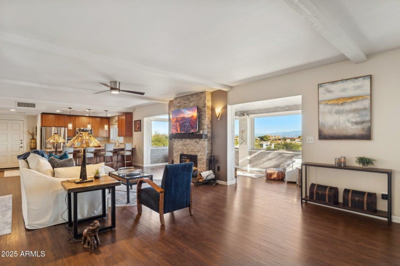 15803 E Palomino Blvd