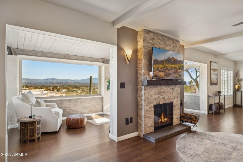 15803 E Palomino Blvd