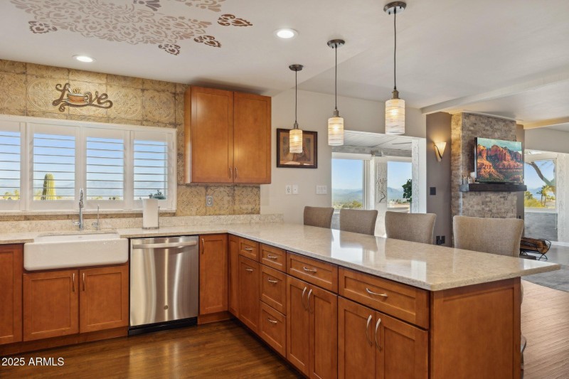 15803 E Palomino Blvd