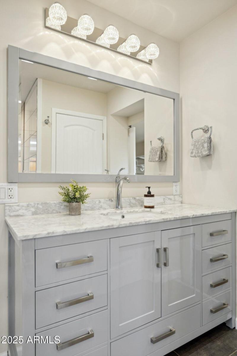 15803 E Palomino Blvd