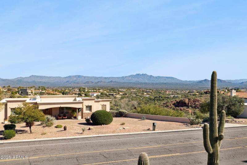 15803 E Palomino Blvd