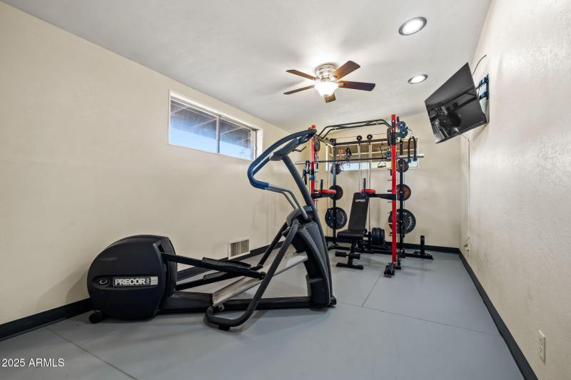 46-web-or-mls-13217 N 65th Dr--3