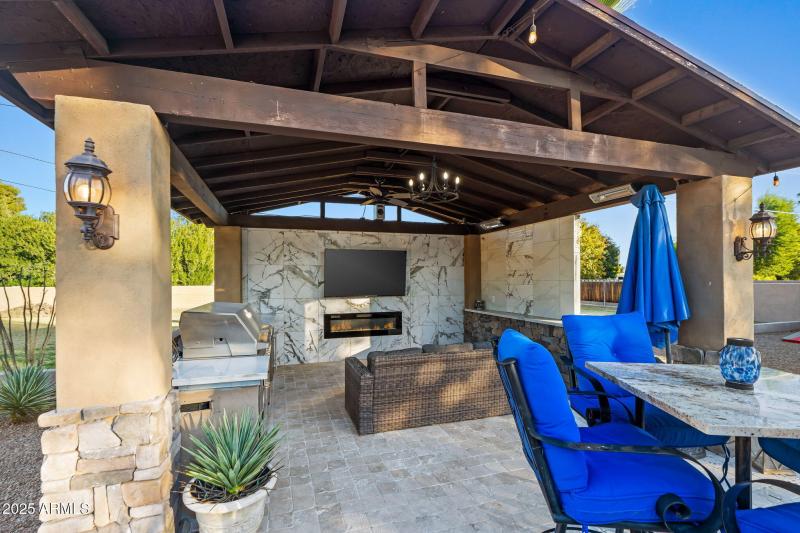 84-web-or-mls-13217 N 65th Dr--77