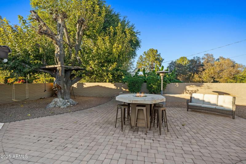 88-web-or-mls-13217 N 65th Dr--80