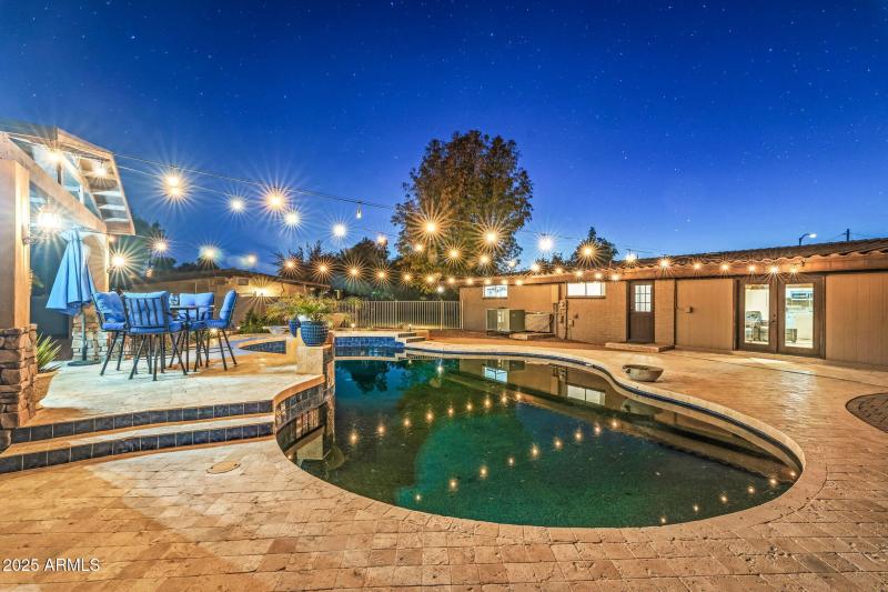 121-web-or-mls-13217 N 65th Dr--100