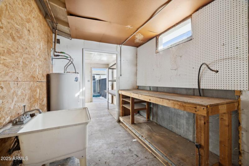 Second workroom off casita