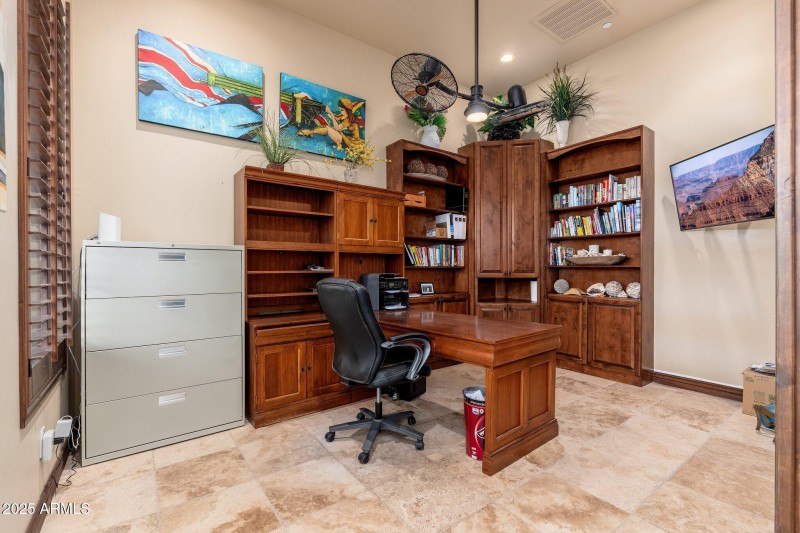 12980 E Cochise Rd - 39