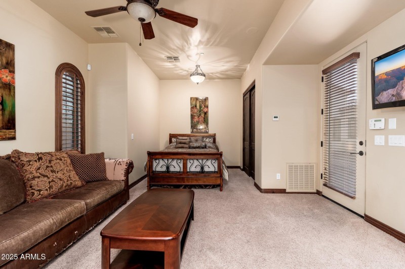 12980 E Cochise Rd - 44